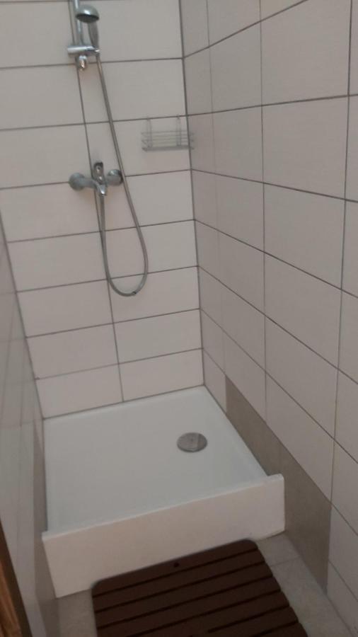 Hostel In Picerija Spajza Мойстрана Екстер'єр фото