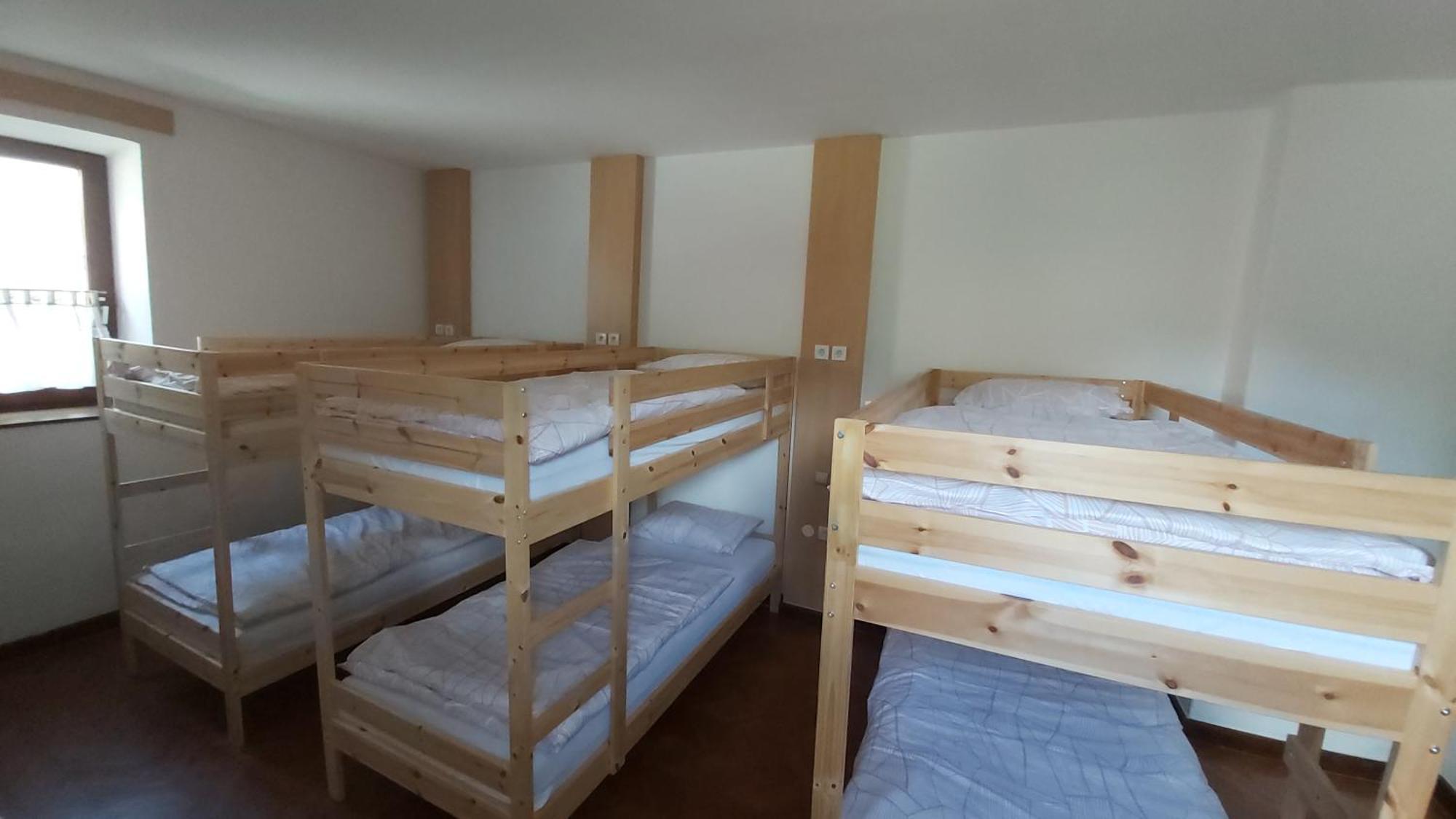 Hostel In Picerija Spajza Мойстрана Екстер'єр фото